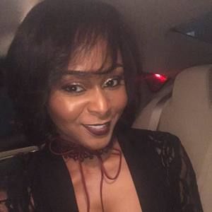 Meet your Posher, Whitney